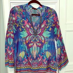 Gorgeous Hale Bob top